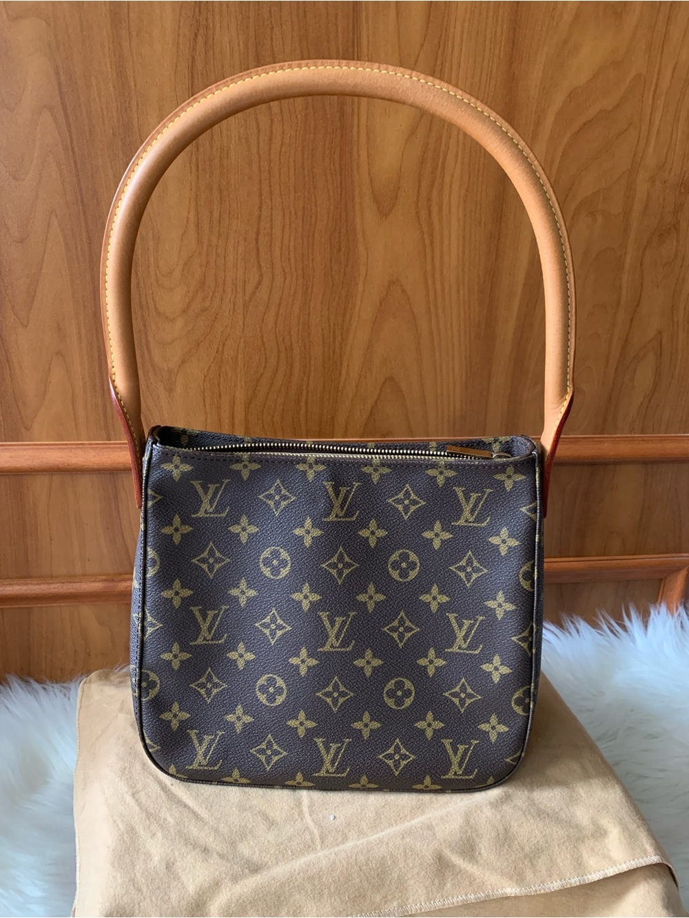🍁Louis Vuitton LOOPING MM🍁